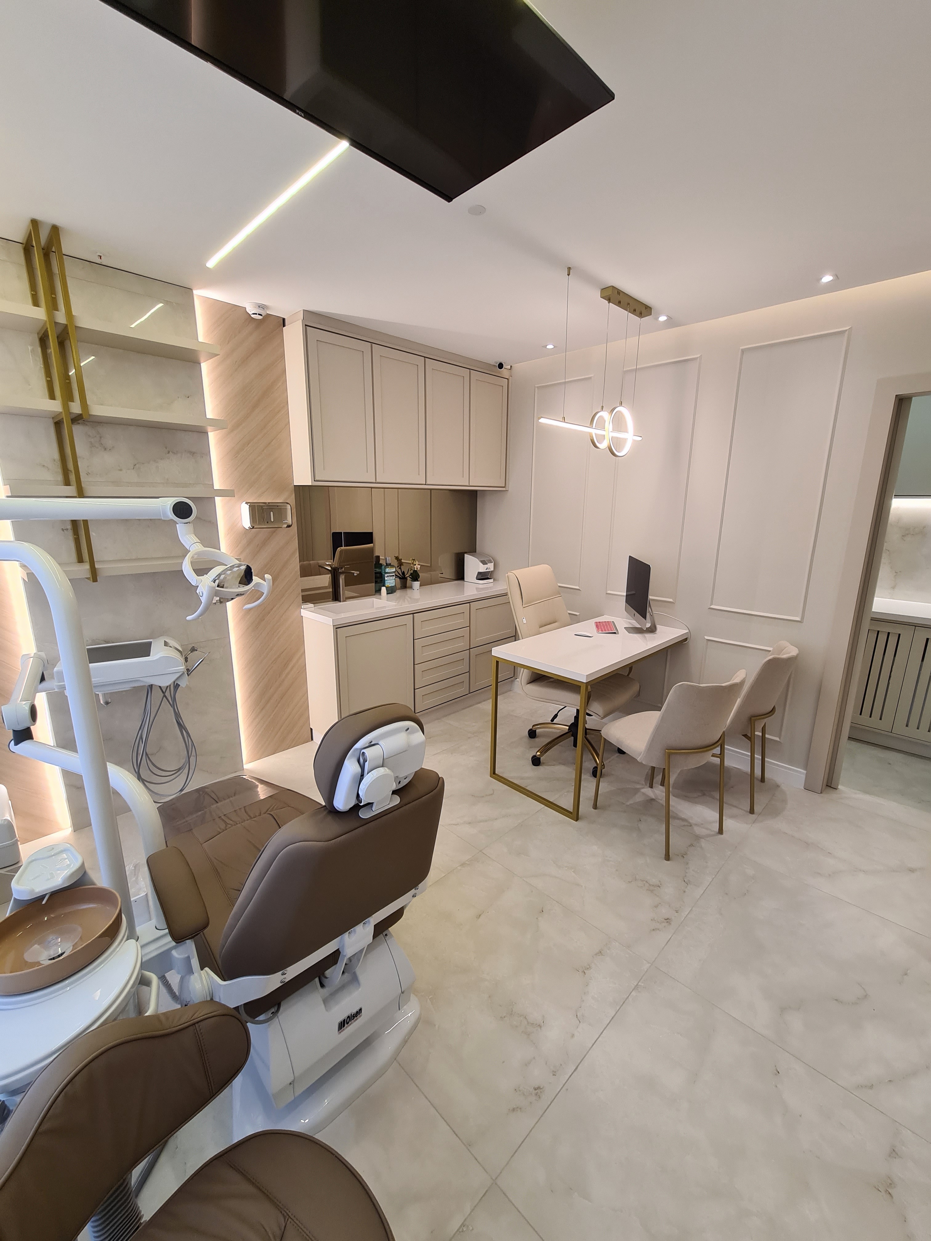Sala de atendimento — Dâmilie Gardim Odontologia